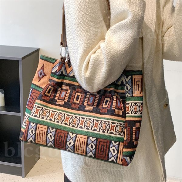 hbp commuter large capacity vintage bag 2022 new women's shoulder bags college students class tote
hbp commuter large capacity vintage bag 2022 new women's shoulder bags college students class tote
