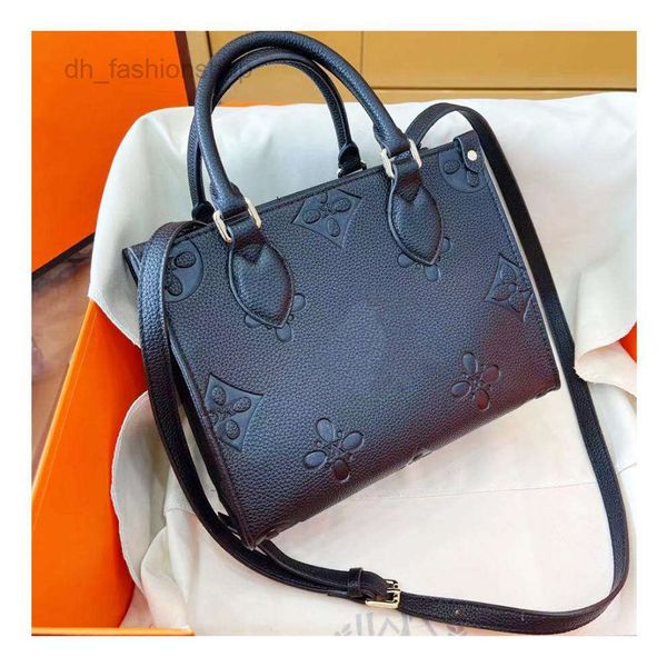 designers luxury handbags purses ladies shoulder bag fashion women tote letter embossing leather crossbody evening bags backpacks zhouzhouba
designers luxury handbags purses ladies shoulder bag fashion women tote letter embossing leather crossbody evening bags backpacks zhouzhouba