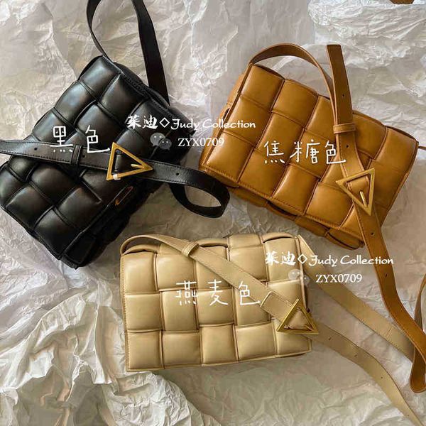 designer luxury women bags bottegas handbags trendy cowhide woven pillow bag leisure messenger small square female shoulder venetas cloud ob
designer luxury women bags bottegas handbags trendy cowhide woven pillow bag leisure messenger small square female shoulder venetas cloud ob