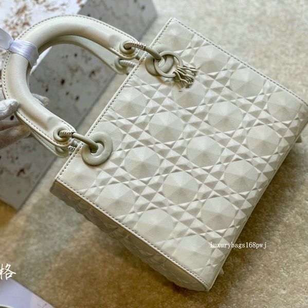 luxury tote bag with original box designer handbag genuine leather shoulder bags womens purse pochette bags crossbody mini
luxury tote bag with original box designer handbag genuine leather shoulder bags womens purse pochette bags crossbody mini