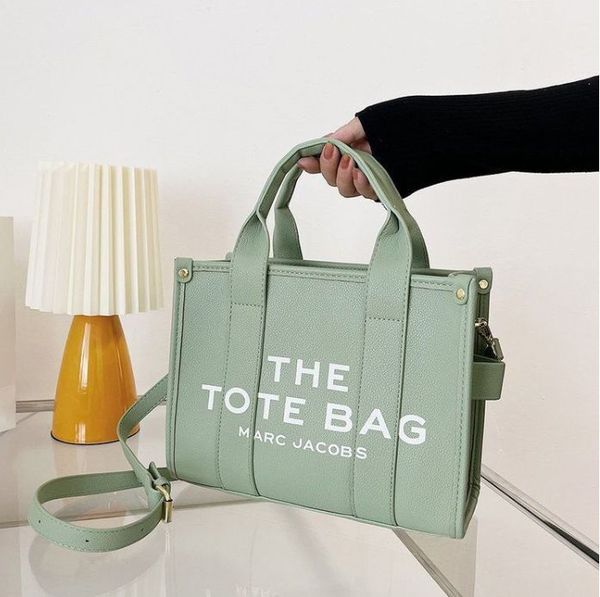 the designer tote bags 2022 new fashion ladies tote shopping bag marc handbag large capacity shoulder crossbody women pu leather canvas wall
the designer tote bags 2022 new fashion ladies tote shopping bag marc handbag large capacity shoulder crossbody women pu leather canvas wall