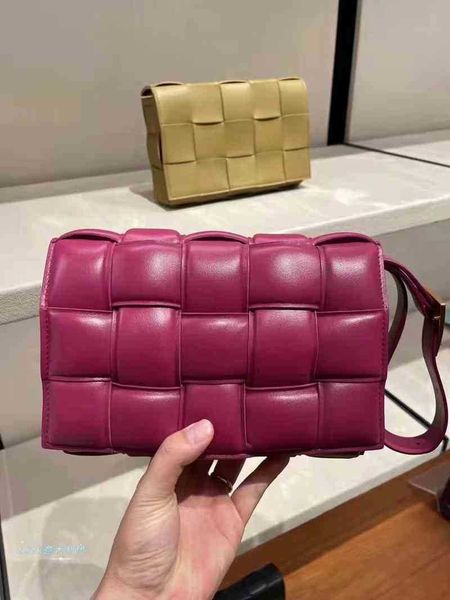 designer luxury women bags bottegas handbags trendy cowhide woven pillow bag leisure messenger small square female shoulder venetas cloud ob
designer luxury women bags bottegas handbags trendy cowhide woven pillow bag leisure messenger small square female shoulder venetas cloud ob