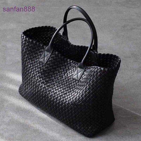 bottegas bag venetas jodie hand held woven bag women's 2022 new ins advanced texture tote fashion versatile one shoulder cross body
bottegas bag venetas jodie hand held woven bag women's 2022 new ins advanced texture tote fashion versatile one shoulder cross body