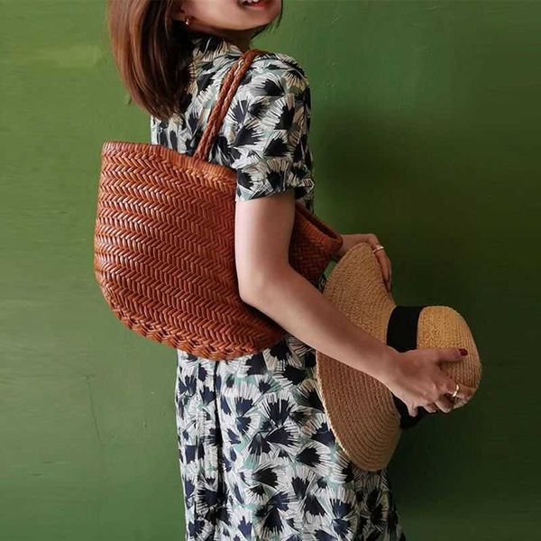 little fish begonia french vintage cowhide leather woven designer clutch bag handbag women ins vegetable basket tote purses ladies evening
little fish begonia french vintage cowhide leather woven designer clutch bag handbag women ins vegetable basket tote purses ladies evening