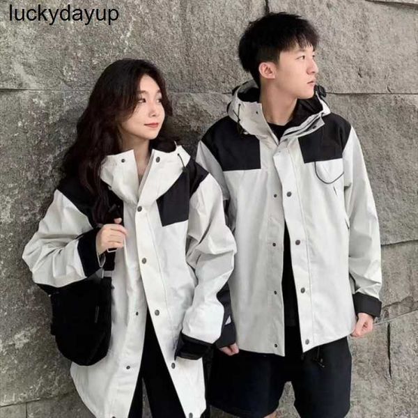 men's down designer suit men's the women's windproof waterproof face mountaineering fashion brand suit ski, Black
men's down designer suit men's the women's windproof waterproof face mountaineering fashion brand suit ski, Black