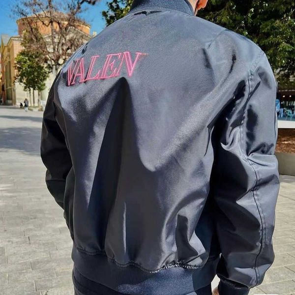22ss designer jacket mens baseball uniform valen pink print pilot jackets men women casual zippered cardigan coat, Black;brown
22ss designer jacket mens baseball uniform valen pink print pilot jackets men women casual zippered cardigan coat, Black;brown