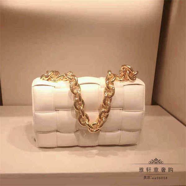 designer luxury women bags bottegas handbags trendy cowhide woven pillow bag leisure messenger small square female shoulder venetas cloud ob
designer luxury women bags bottegas handbags trendy cowhide woven pillow bag leisure messenger small square female shoulder venetas cloud ob