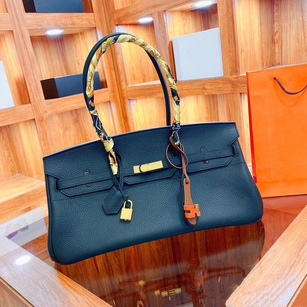 7a quality twist leather designer women shoulder bags lock flap chain handbags twists woman crossbody bag lady pochette tote middle size bla
7a quality twist leather designer women shoulder bags lock flap chain handbags twists woman crossbody bag lady pochette tote middle size bla