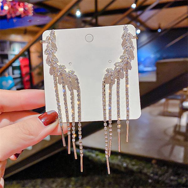 high end leaf tassel clip on screw back ear clip fashion 925 silver needle haoshi earless earrings ac221
high end leaf tassel clip on screw back ear clip fashion 925 silver needle haoshi earless earrings ac221