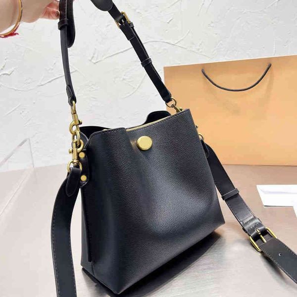 designer luxury women bag coch handbag fashion inclined shoulder bags cc versatile purses cochs totes large capacity saddle coal wallet 5a q
designer luxury women bag coch handbag fashion inclined shoulder bags cc versatile purses cochs totes large capacity saddle coal wallet 5a q