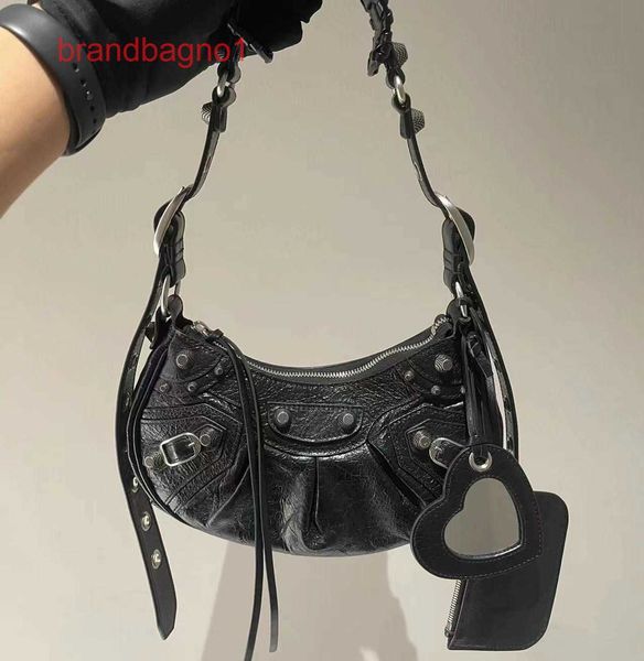 designer balencig le cagole bags for women handbags outlet new xs crocodile pattern crescent pleated cowhide d
designer balencig le cagole bags for women handbags outlet new xs crocodile pattern crescent pleated cowhide d