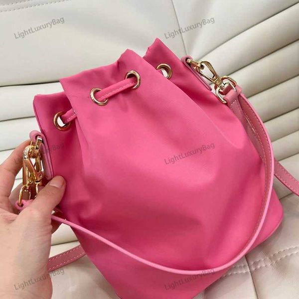 33shoulder bag bucket designer leather wallet quality crossbody for women classic famous brand shopping purses
33shoulder bag bucket designer leather wallet quality crossbody for women classic famous brand shopping purses
