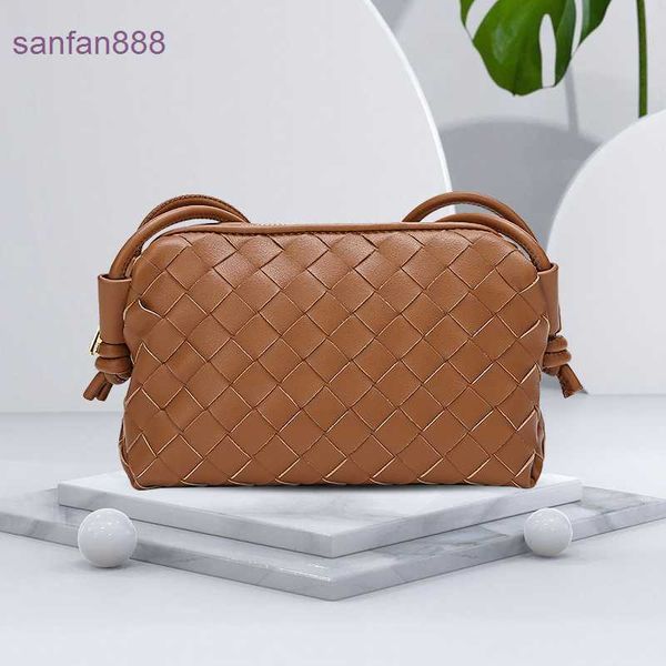 venetta bag bottebag jodie 2023 new lingge woven hand bag large capacity knotted pillow leather single shoulder diagonal small square female
venetta bag bottebag jodie 2023 new lingge woven hand bag large capacity knotted pillow leather single shoulder diagonal small square female