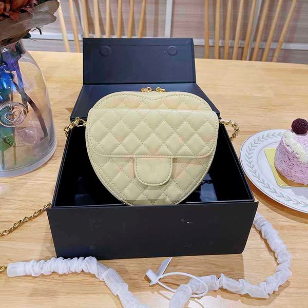 16cm double zipper mini love bags genuine leather black white yellow pink classic handbags gold-tone metal hardware handled chains quilted d
16cm double zipper mini love bags genuine leather black white yellow pink classic handbags gold-tone metal hardware handled chains quilted d