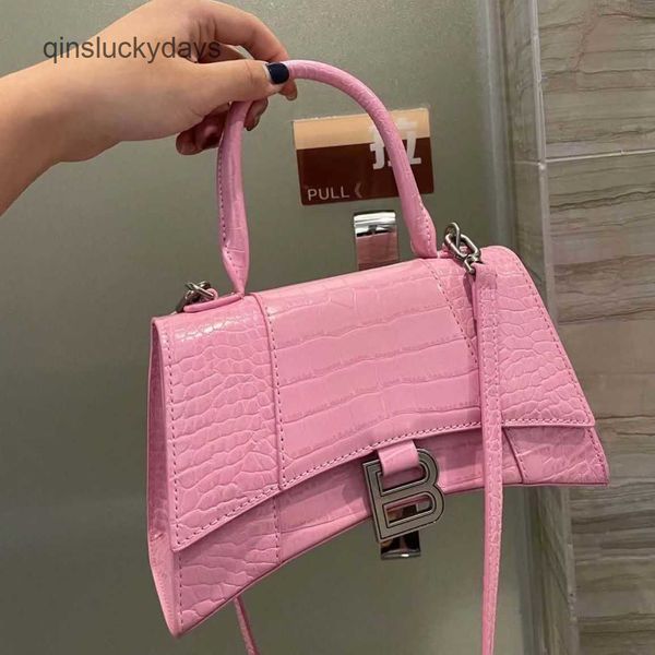 designer balenciga bags for women balencigass hourglass bag b-shaped classic fashionable women's available det
designer balenciga bags for women balencigass hourglass bag b-shaped classic fashionable women's available det