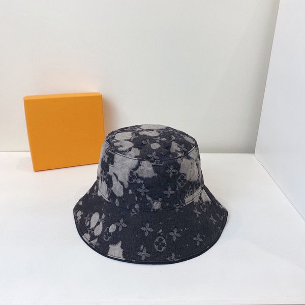 designers men and women fisherman hats visor hats canvas materials luxury fashion outdoor leisure travel with box, Blue;gray
designers men and women fisherman hats visor hats canvas materials luxury fashion outdoor leisure travel with box, Blue;gray