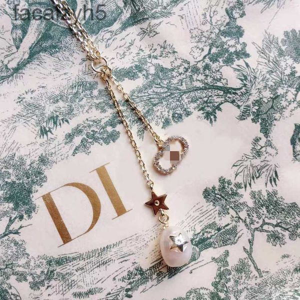 strands strings designer d family / di cd letters temperament studded with diamond stars necklace women fashion simple jewelry women4i35, Black
strands strings designer d family / di cd letters temperament studded with diamond stars necklace women fashion simple jewelry women4i35, Black