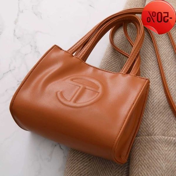 designer bag onnuk same niche simple tf small women's single shoulder men's portable shopping msenger ernie factory direct sale
designer bag onnuk same niche simple tf small women's single shoulder men's portable shopping msenger ernie factory direct sale