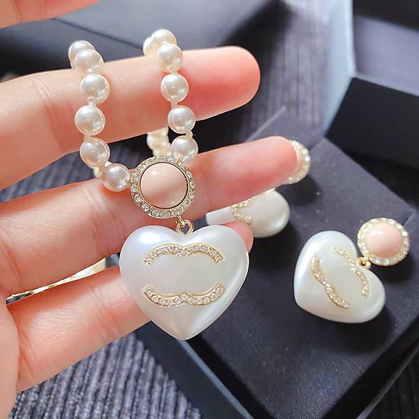 7a fashion designer women's pearl necklace classic charm peach heart pendant highquality aaaaa jewelry girl christmas love gift box, Silver
7a fashion designer women's pearl necklace classic charm peach heart pendant highquality aaaaa jewelry girl christmas love gift box, Silver