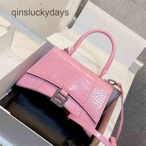designer balenciga bags for women handbags balencaigass version bags leather hourglass shaped 2022 pattern hig
designer balenciga bags for women handbags balencaigass version bags leather hourglass shaped 2022 pattern hig