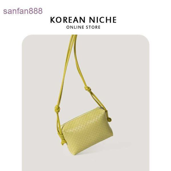 designer bag bottegs venets bags jodie femalepringummer 2023 new niche design ling lattice woveninglehoulder messenger 6crz
designer bag bottegs venets bags jodie femalepringummer 2023 new niche design ling lattice woveninglehoulder messenger 6crz