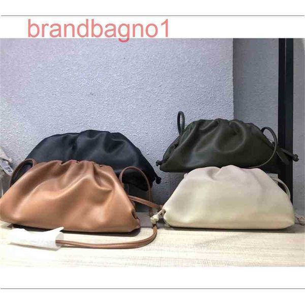 bottegas bags venetas designer pouch bag luxury women clutch handbags ng single shoulder messenger soft leather wom msg2
bottegas bags venetas designer pouch bag luxury women clutch handbags ng single shoulder messenger soft leather wom msg2