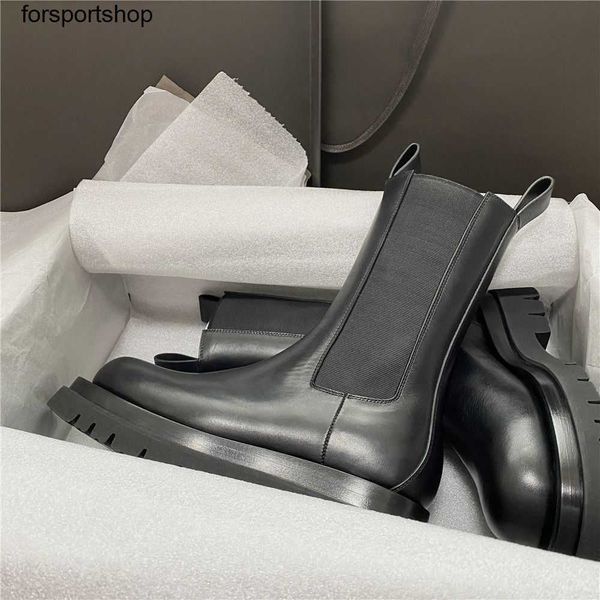 designer boots new chelsea short botega boots autumn winter men middle high martin boot chimney thick bottomed overalls leather, Black
designer boots new chelsea short botega boots autumn winter men middle high martin boot chimney thick bottomed overalls leather, Black