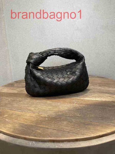 handbags bottegas leather venetas designer 22 early original spring mini jodie weaving cloud bag hob designers bag crossbody with the logo
handbags bottegas leather venetas designer 22 early original spring mini jodie weaving cloud bag hob designers bag crossbody with the logo