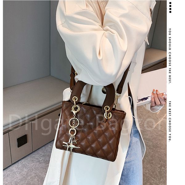 new bags 2022 hbp shoulder women's handbag new diamond shopping wallet card holder
new bags 2022 hbp shoulder women's handbag new diamond shopping wallet card holder