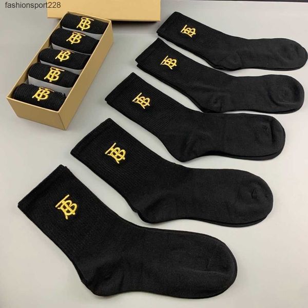 shoe parts accessories designer socks medium tube autumn winter cotton deodorant korean version trend versatile net red long black socks, White;pink
shoe parts accessories designer socks medium tube autumn winter cotton deodorant korean version trend versatile net red long black socks, White;pink