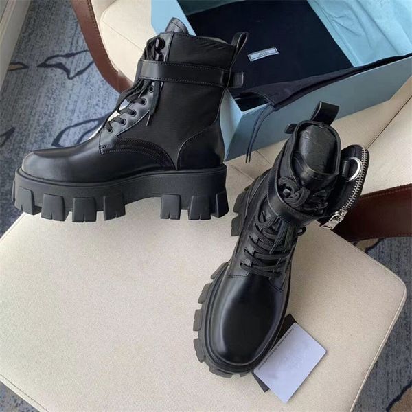 a3 luxurys designers women rain boots england style waterproof welly rubber water rains shoes ankle boot booties 35-42 88, Black
a3 luxurys designers women rain boots england style waterproof welly rubber water rains shoes ankle boot booties 35-42 88, Black