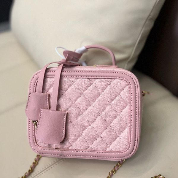 22ss women portable trunk luxury designer bag diamond lattice leather quilted large capacity classic zipper crossbody handbag fashion suitca
22ss women portable trunk luxury designer bag diamond lattice leather quilted large capacity classic zipper crossbody handbag fashion suitca