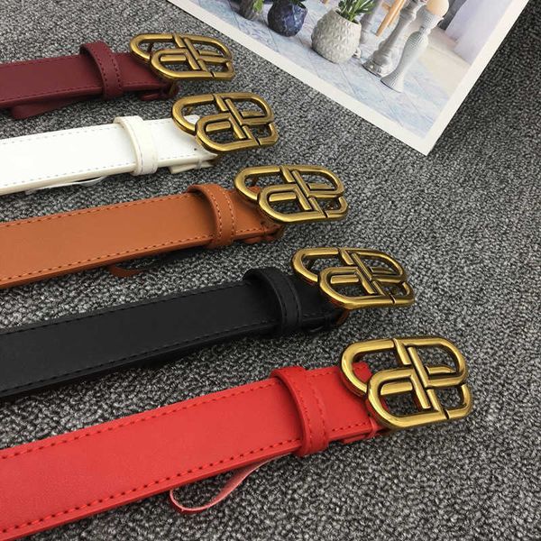 fashion women's leather belt smooth buckle letter perforated simple trend with dress cow trouser, Black;brown
fashion women's leather belt smooth buckle letter perforated simple trend with dress cow trouser, Black;brown