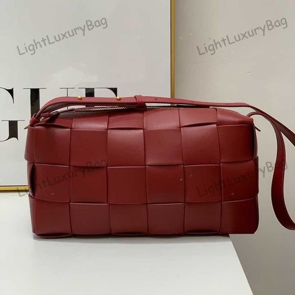 5a shoulder bag square designer leather fashion wallet quality crossbody for women classic famous brand shopping purses 220311
5a shoulder bag square designer leather fashion wallet quality crossbody for women classic famous brand shopping purses 220311