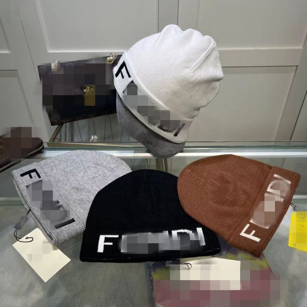 2022 winter desingers f luxurys beanie warm knitted cap ear protection casual temperament cold cap ski caps europe option to choose very nic, Blue;gray
2022 winter desingers f luxurys beanie warm knitted cap ear protection casual temperament cold cap ski caps europe option to choose very nic, Blue;gray