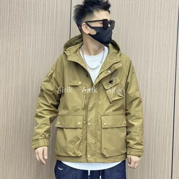 men's trench coats designer mens multiple pockets print jackets single breasted windbreaker 2022 winter warm fashion street men clothin, Tan;black
men's trench coats designer mens multiple pockets print jackets single breasted windbreaker 2022 winter warm fashion street men clothin, Tan;black