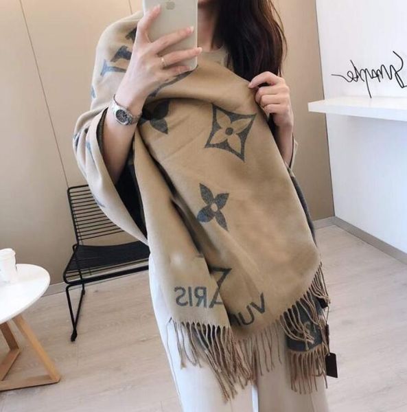 2022 new luxury scarf cashmere thick shawl women long winter wram shawl hijab with fringe, Blue;gray
2022 new luxury scarf cashmere thick shawl women long winter wram shawl hijab with fringe, Blue;gray