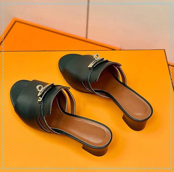 2022 luxury designer sneakers shoes ss luxury comfortable brand women slippers fish mouth style lady's high heel vfn, Black
2022 luxury designer sneakers shoes ss luxury comfortable brand women slippers fish mouth style lady's high heel vfn, Black