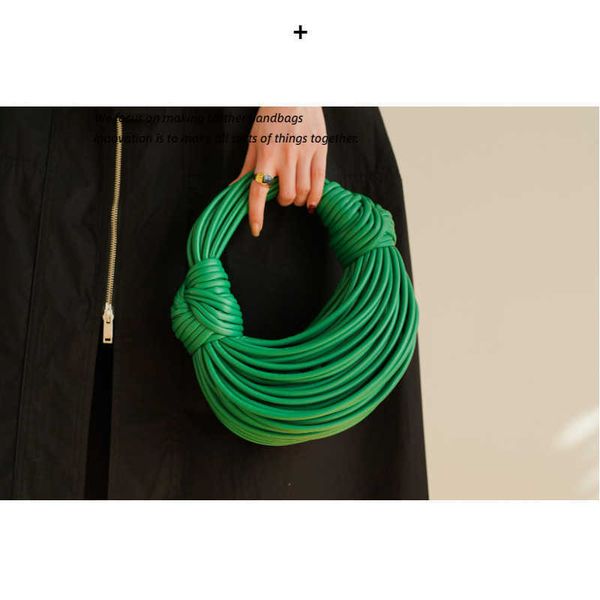 bottegas bag mini jodie venetas girl 2023 new tubular woven noodle handmade bread pulling handbag ins texture women's hazt
bottegas bag mini jodie venetas girl 2023 new tubular woven noodle handmade bread pulling handbag ins texture women's hazt