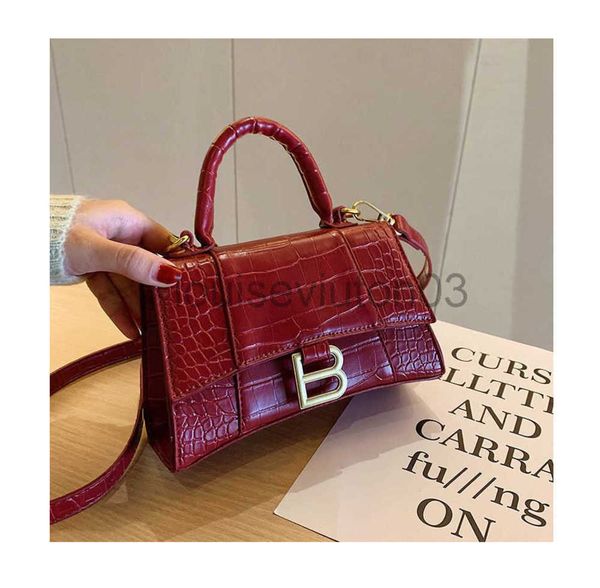 designer balanciagas bag tote shoulder handbag fashion luxurious mens womans lovers crocodile leather portable shoulder messenger small squa
designer balanciagas bag tote shoulder handbag fashion luxurious mens womans lovers crocodile leather portable shoulder messenger small squa