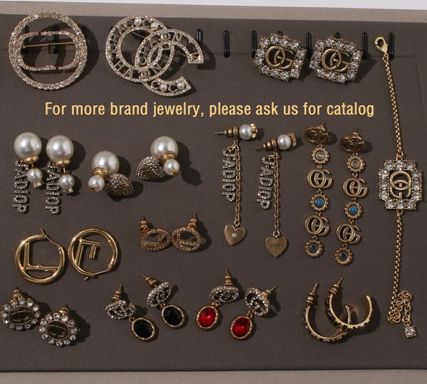 luxury brand gold c letters designer pins brooches for women men alloy fashion crystal pearl brooch pin jewelry for party, Gray
luxury brand gold c letters designer pins brooches for women men alloy fashion crystal pearl brooch pin jewelry for party, Gray