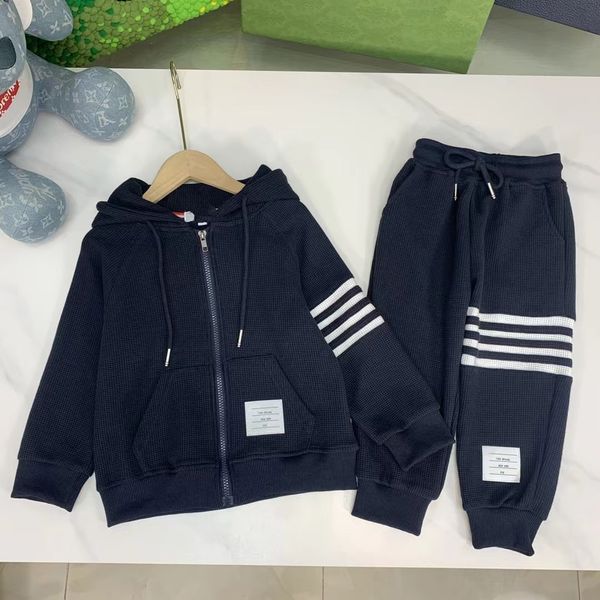 autumn kid boy black clothing sets coat and pants fashion designer baby girl white boutique clothes
autumn kid boy black clothing sets coat and pants fashion designer baby girl white boutique clothes