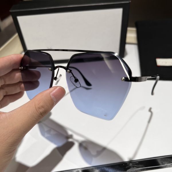 new luxury designer sunglasses men square metal glasses frame mirror print design show type cool summer oval sun glasses for women mens fash, White;black
new luxury designer sunglasses men square metal glasses frame mirror print design show type cool summer oval sun glasses for women mens fash, White;black