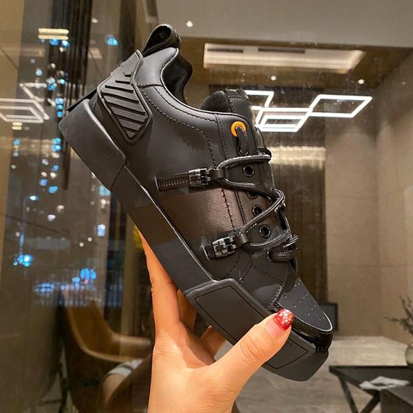 2022 luxury designer sneakers shoes the latest men's sports in simple and fashionable comfortable breathable light on upper foot cla pr, Black
2022 luxury designer sneakers shoes the latest men's sports in simple and fashionable comfortable breathable light on upper foot cla pr, Black