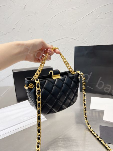designer luxury women the tote bag fashion versatile handbags shoulder crossbody bags purse telfars totes large capacity saddle wallets 7a 8
designer luxury women the tote bag fashion versatile handbags shoulder crossbody bags purse telfars totes large capacity saddle wallets 7a 8