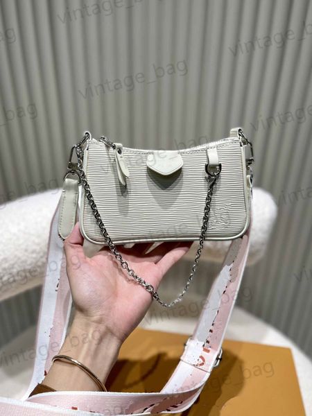 mini easy pouch on strap chain bags monograms empreinte broderies wallet epi purse crossbody handbag shoulder flap m80349 m81066 m81137 m812
mini easy pouch on strap chain bags monograms empreinte broderies wallet epi purse crossbody handbag shoulder flap m80349 m81066 m81137 m812