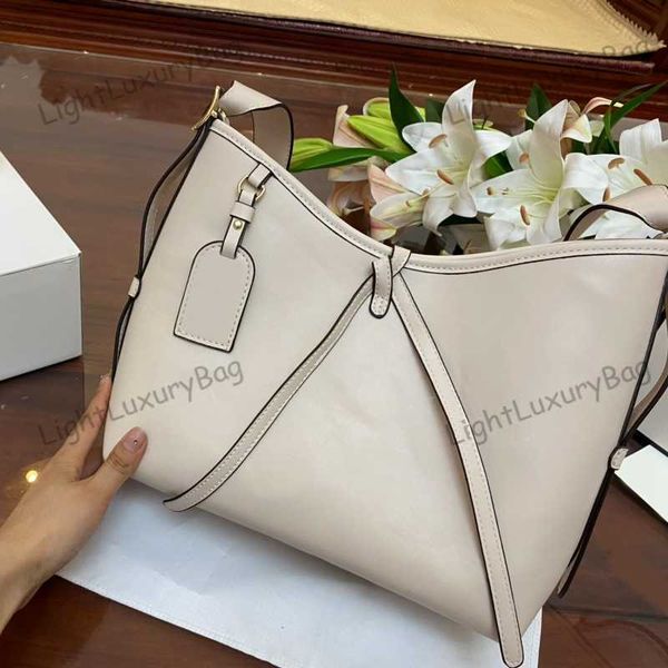 high capacity two-in-one shoulder bag designer leather wallet practical crossbody for women classic famous brand shopping purses 220208 
high capacity two-in-one shoulder bag designer leather wallet practical crossbody for women classic famous brand shopping purses 220208