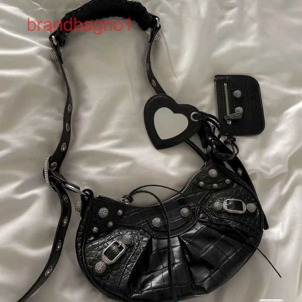 le cagole bag designer balencig bags for women handbags price aristocratic family crocodile pattern motorcycle
le cagole bag designer balencig bags for women handbags price aristocratic family crocodile pattern motorcycle