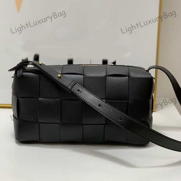 shoulder bag square designer leather fashion wallet quality crossbody for women classic famous brand shopping purses 220311
shoulder bag square designer leather fashion wallet quality crossbody for women classic famous brand shopping purses 220311