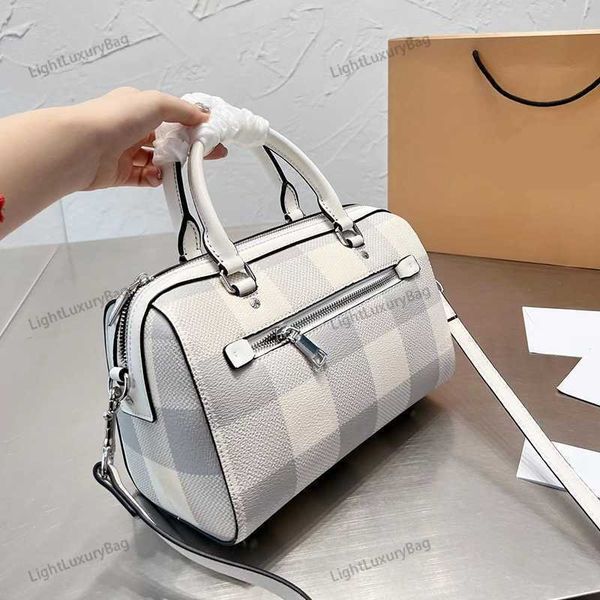 5a tote bag designer leathe light luxuryr wallet quality crossbody for women classic famous brand shopping purses 220309
5a tote bag designer leathe light luxuryr wallet quality crossbody for women classic famous brand shopping purses 220309